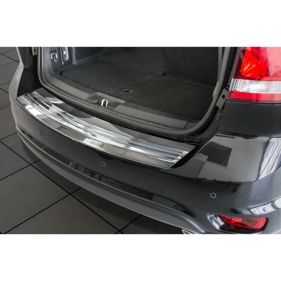 Tagumise põrkeraua kaitse - Dodge Journey (2012-2020) Fiat Freemont (2011-2016)