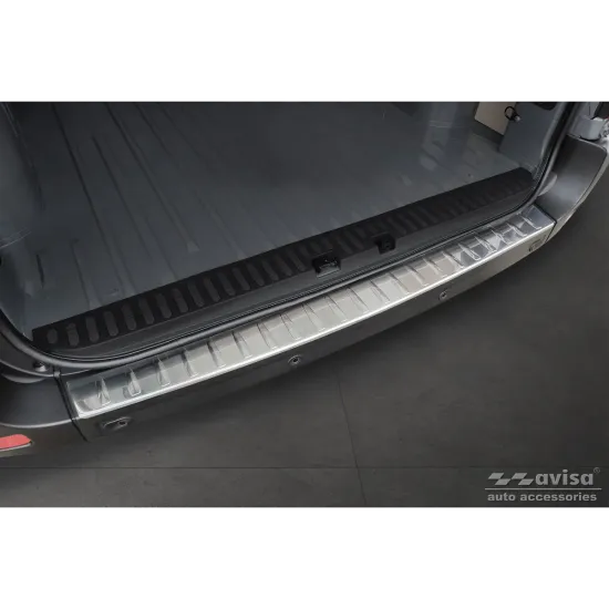 Tagumise põrkeraua kaitse - Nissan Nv400 // Renault Master (2010-) Opel Movano (2010-2021)