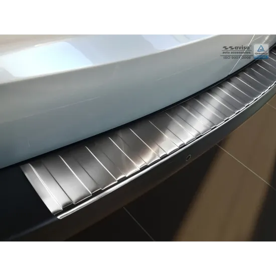 Tagumise põrkeraua kaitse - Citroen Jumpy / Space Tourer // Peugeot Expert / Traveller // Toyota Proace Verso (2016-) Opel Vivaro / Zafira (2019-)