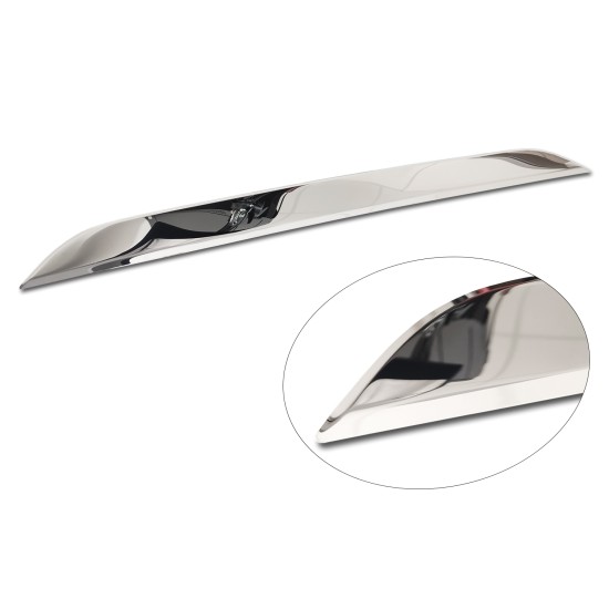 Dekoratiivliist tagaluugile - Toyota Corolla (2022-2025)