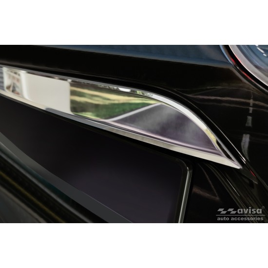 Dekoratiivliist tagaluugile - Toyota Corolla (2022-2025)