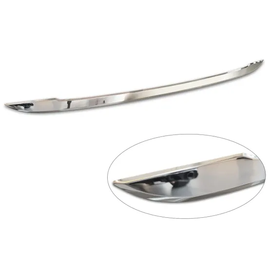 Dekoratiivliist tagaluugile - Mercedes Glc (2022-)