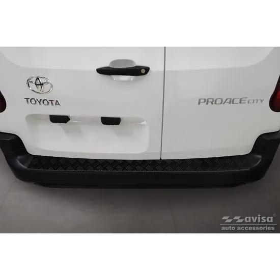 Tagumise põrkeraua kaitse - Citroen Berlingo / Berlingo Multispace // Peugeot Partner (2008-2018) Fiat Doblo (2022-) Opel Combo Cargo / Combo-e Life // Peugeot Rifter (2018-) Toyota Proace City / Proace City Verso (2019-)