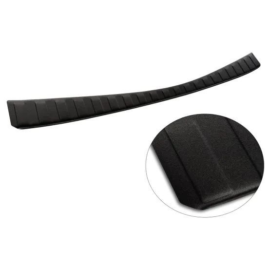 Tagumise põrkeraua kaitse - Suzuki Swace (2020-) Toyota Corolla (2018-)