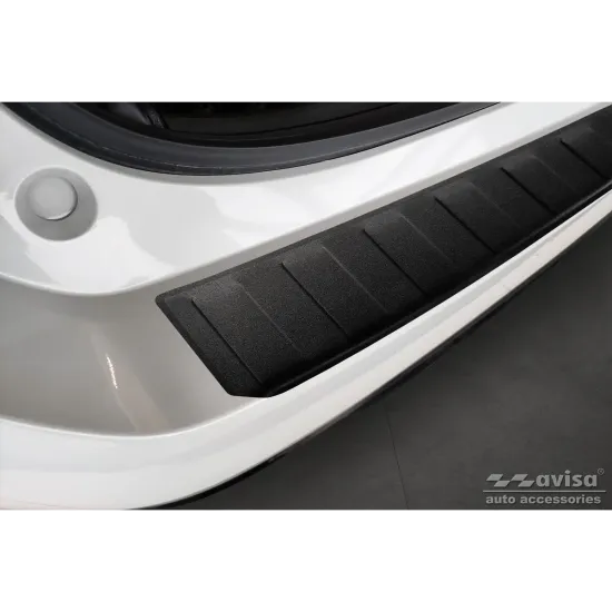 Tagumise põrkeraua kaitse - Suzuki Swace (2020-) Toyota Corolla (2018-)