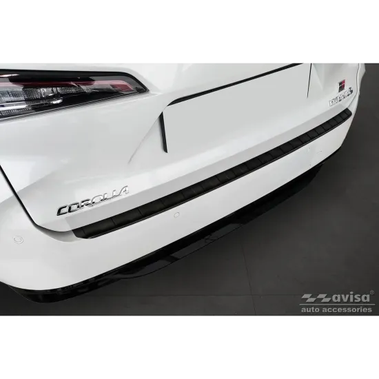 Tagumise põrkeraua kaitse - Suzuki Swace (2020-) Toyota Corolla (2018-)