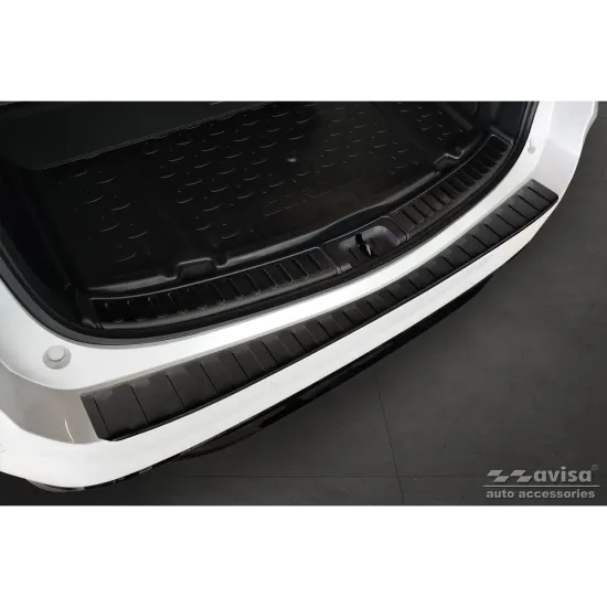 Tagumise põrkeraua kaitse - Suzuki Swace (2020-) Toyota Corolla (2018-)