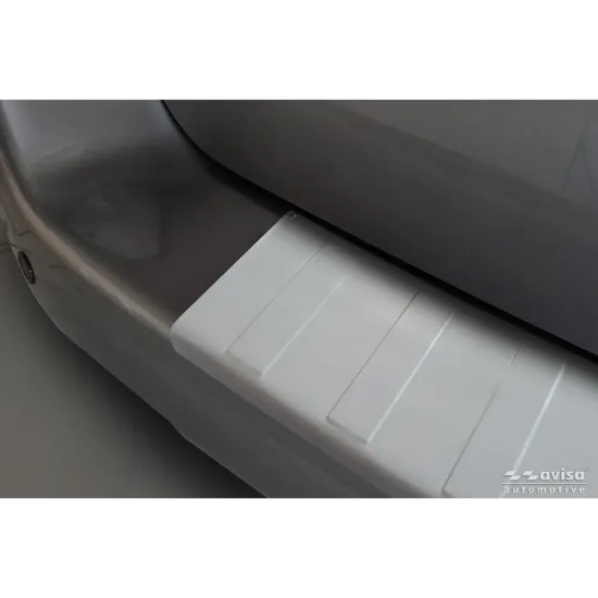 Tagumise põrkeraua kaitse - Citroen Jumpy / Space Tourer // Opel Vivaro // Peugeot Expert / Traveller // Toyota Proace Verso (2016-) Opel Vivaro (2020-) Zafira (2019-)