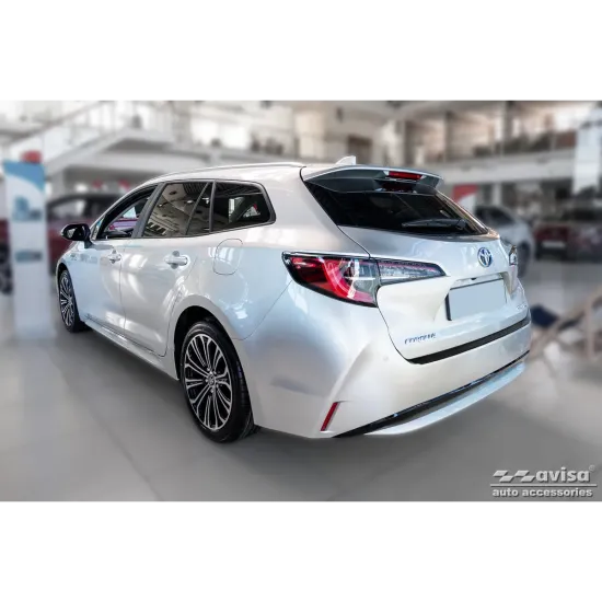 Tagumise põrkeraua kaitse - Suzuki Swace (2020-) Toyota Corolla (2018-)