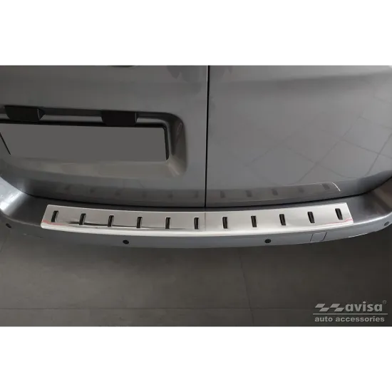 Tagumise põrkeraua kaitse - Citroen Jumpy / Space Tourer // Peugeot Traveller // Toyota Proace Verso (2016-) Opel Vivaro / Zafira (2019-)