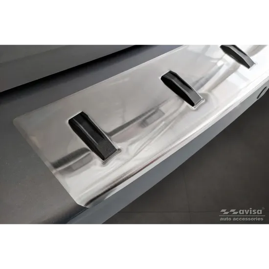 Tagumise põrkeraua kaitse - Citroen Jumpy / Space Tourer // Peugeot Traveller // Toyota Proace Verso (2016-) Opel Vivaro / Zafira (2019-)