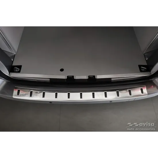 Tagumise põrkeraua kaitse - Citroen Jumpy / Space Tourer // Peugeot Traveller // Toyota Proace Verso (2016-) Opel Vivaro / Zafira (2019-)