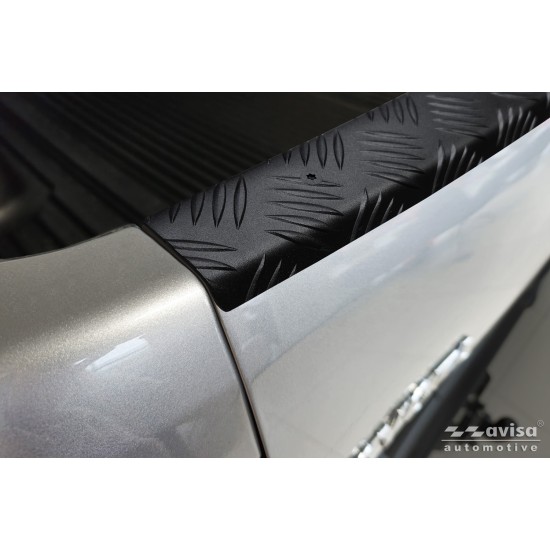 Tagaluugi servakaitse  - Toyota Hilux (2020-)