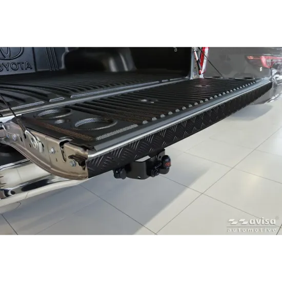 Tagaluugi servakaitse  - Toyota Hilux (2020-)