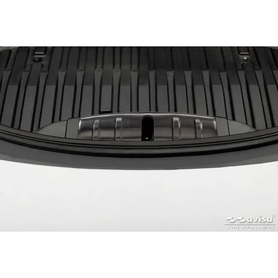 Eesmise pakiruumi kaitseplaat   - Tesla Model 3 (2019-2023)