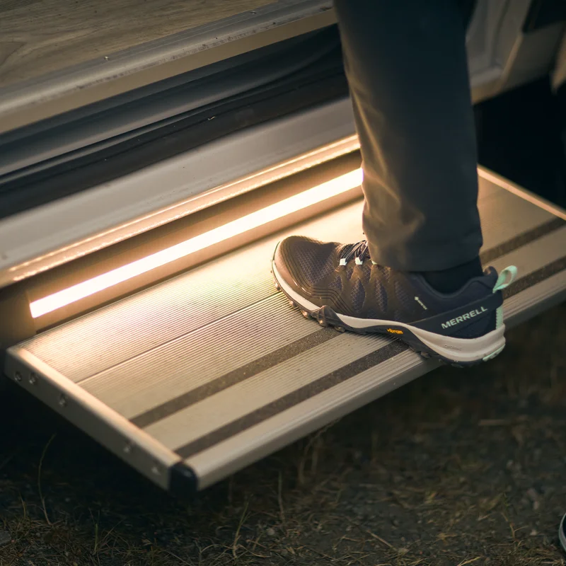 Thule Slide-Out Step G2