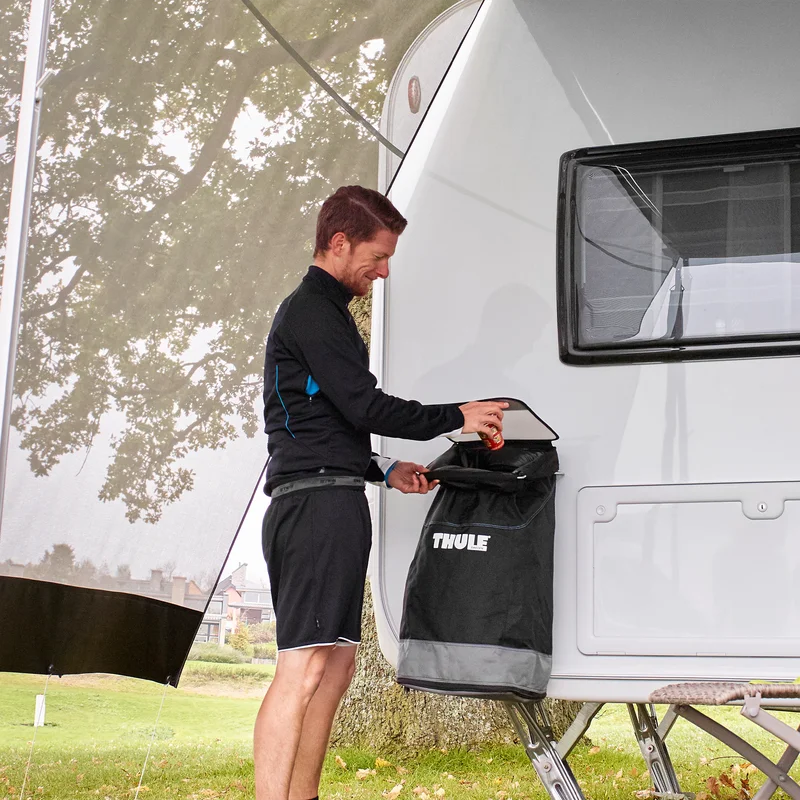 Thule trash bin