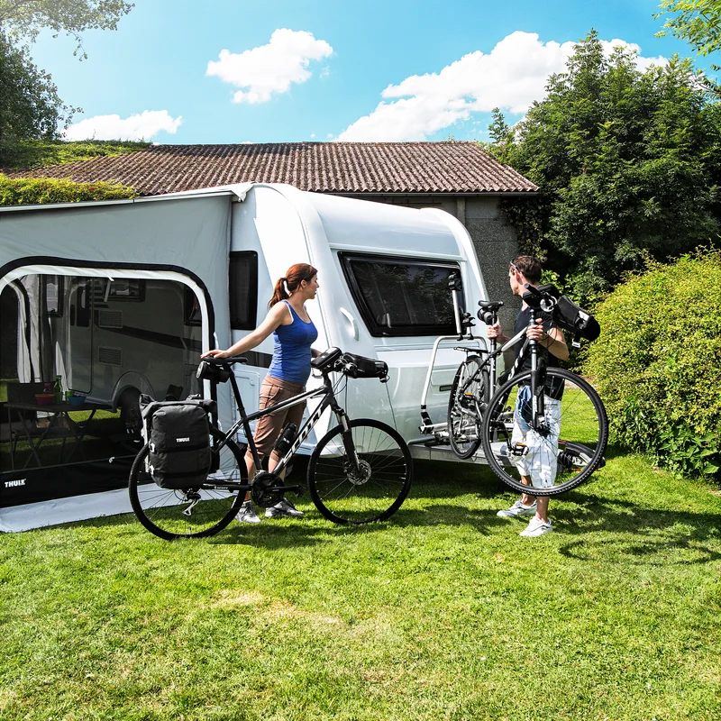 Thule Caravan Superb Short
