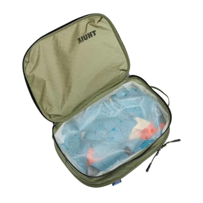 Thule clean/dirty packing cube
keskmine puhaste/mustade riiete pakkimiskuubik pehme roheline