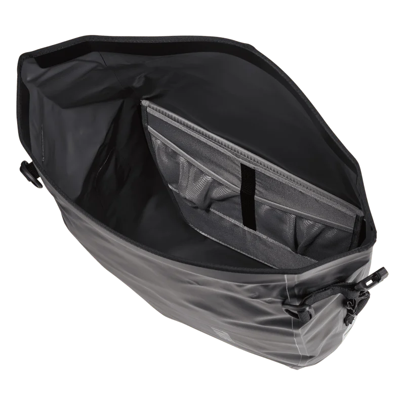 Thule Shield 25L