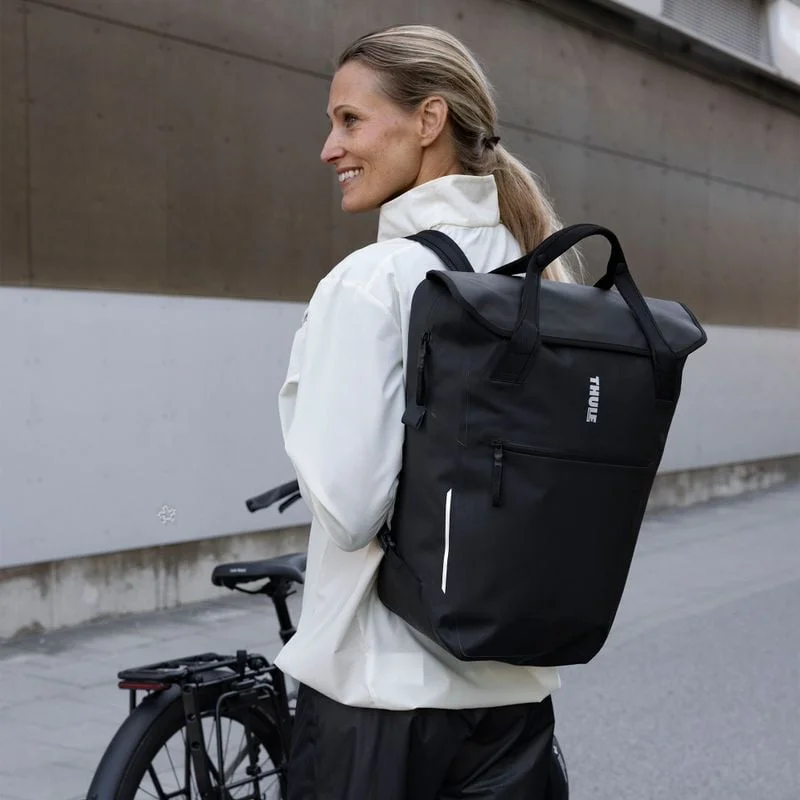 Thule Shield 23L