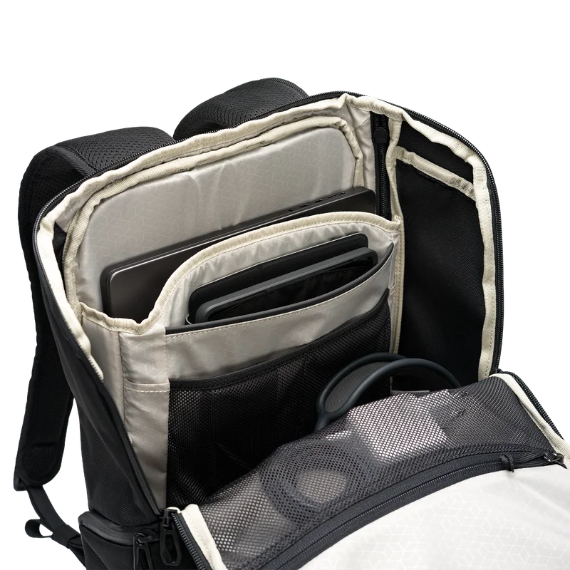 Thule Accent 28L