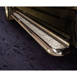 Stainless steel side steps with checker plate - Nissan Navara (2005 - 2010)