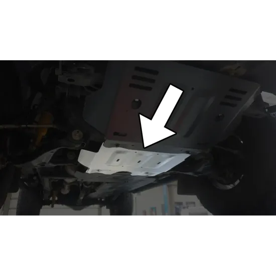 Tugevdatud käigukasti kaitse - Toyota Hilux (2015 -)