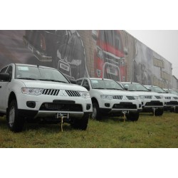 Peidetud vintsialus - Mitsubishi L200 (2006 - 2015)