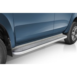 Stainless steel side steps with checker plate - Mitsubishi L200 (2015 -)