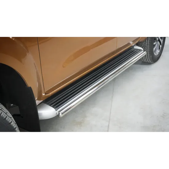 Küljerauad - Nissan Navara (2015 -)