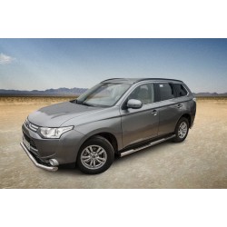 Stainless steel side bars with checker plate steps - Mitsubishi Outlander (2012 - 2015)