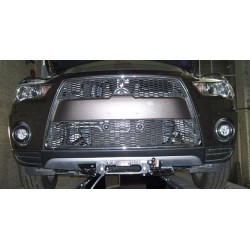 Peidetud vintsialus - Mitsubishi Outlander (2009 - 2012)