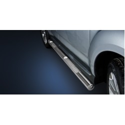Stainless steel side bars with checker plate steps - Mitsubishi Outlander (2009 - 2012)