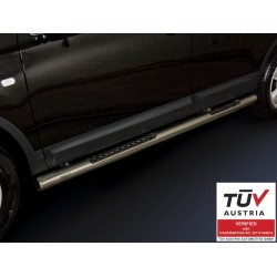 Stainless steel side bars with checker plate steps - long version - Nissan Qashqai (2010 - 2013)