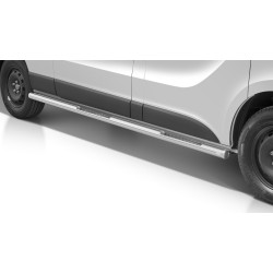 Stainless steel side bars with checker plate steps - Renault Trafic (2014 - 2021)