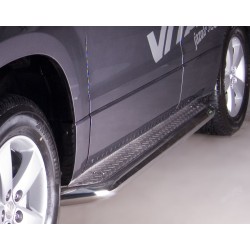 Stainless steel side steps with checker plate - Suzuki Grand Vitara (2006 - 2014)