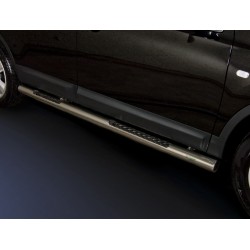 Stainless steel side bars with checker plate steps - Nissan Qashqai (2010 - 2013)