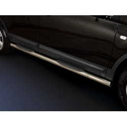Stainless steel side bars with plastic steps - Nissan Qashqai (2010 - 2013)