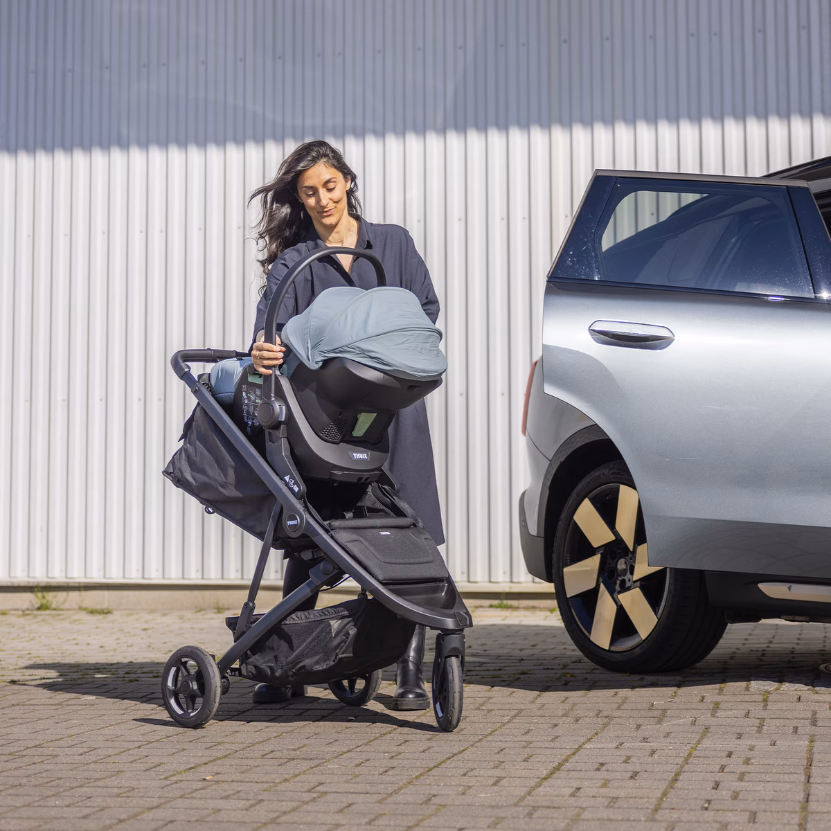 Thule Spring car seat adapter (Maxi-Cosi®)
turvaistme adapter Maxi-Cosi® jaoks must