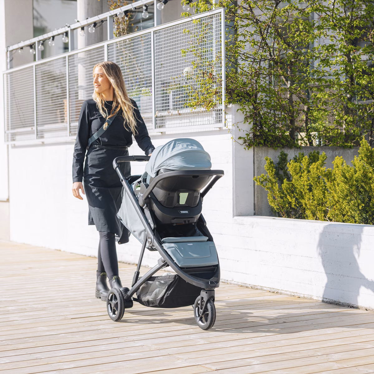 Thule Spring car seat adapter (Maxi-Cosi®)
turvaistme adapter Maxi-Cosi® jaoks must