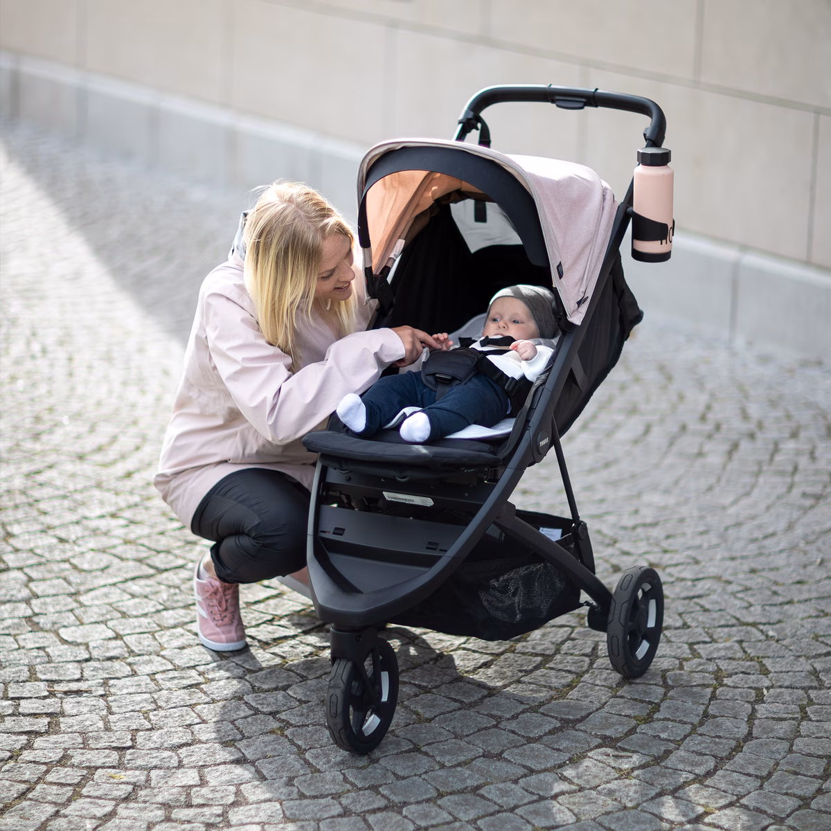 Thule Spring leg rest
jalatugi must