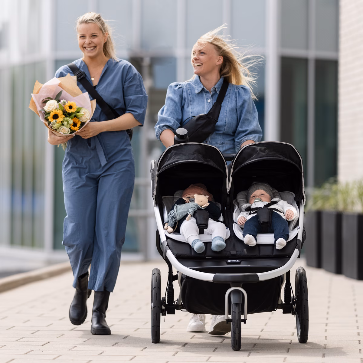 Thule newborn inlay
sisematerjal vastsündinule pehme hall