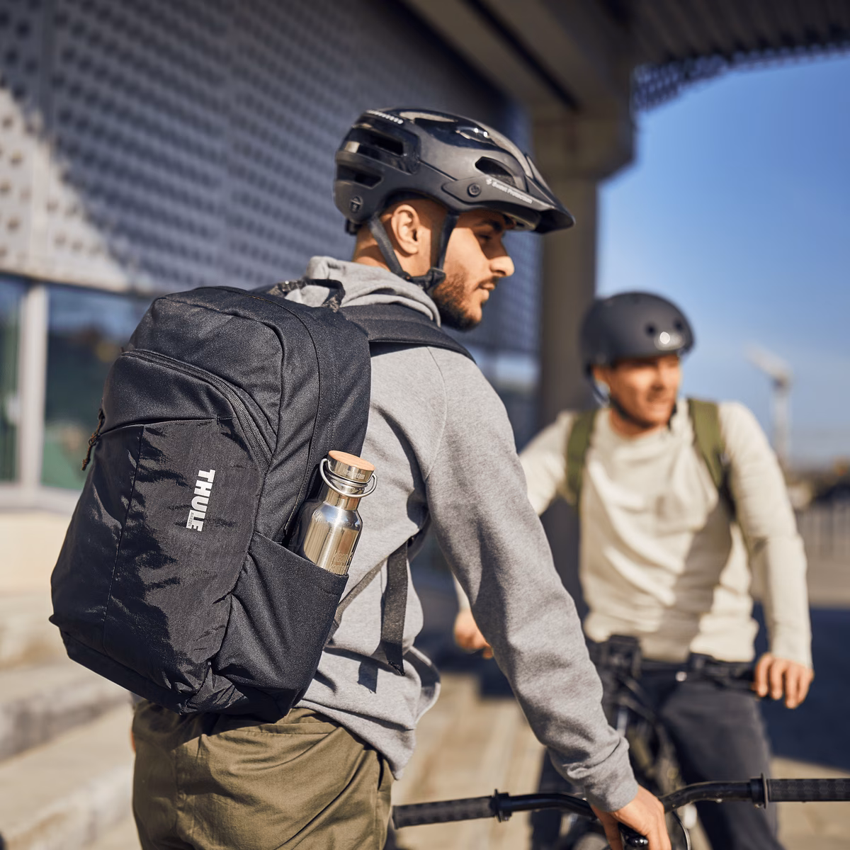 Thule Exeo
seljakott 28L vaikne roheline