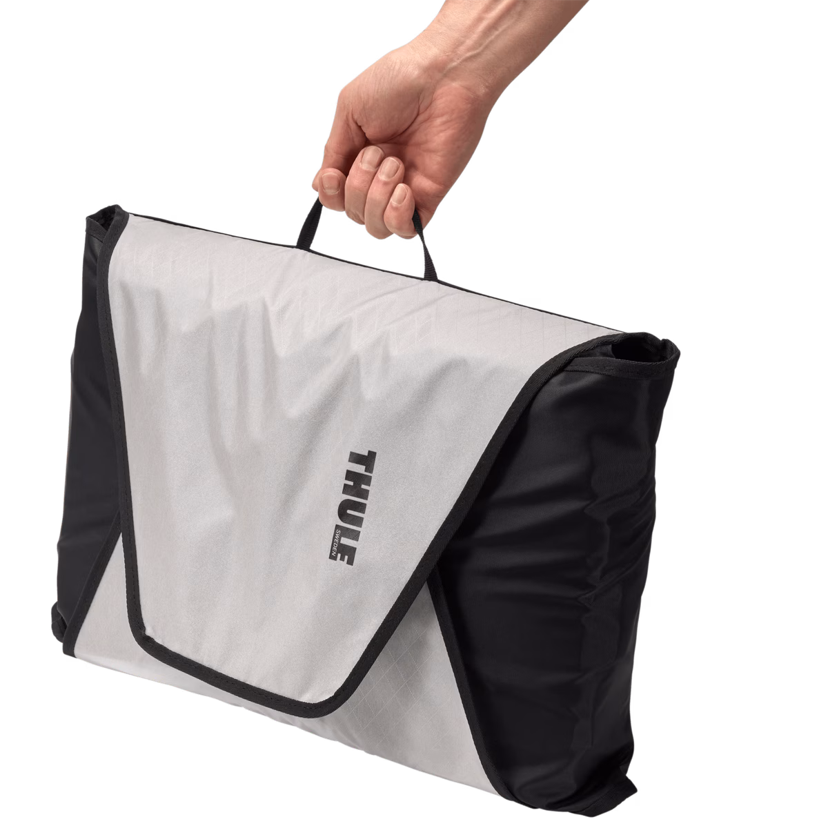 Thule garment folder
rõivaste pakkimise kaust valge