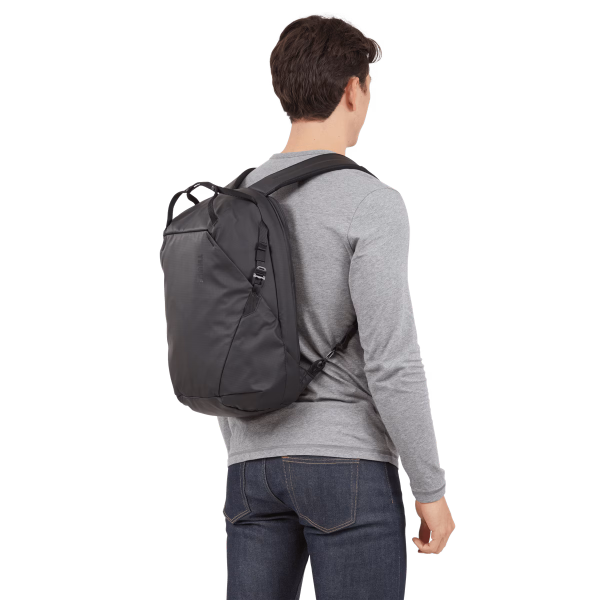 Thule Tact
16 l seljakott must