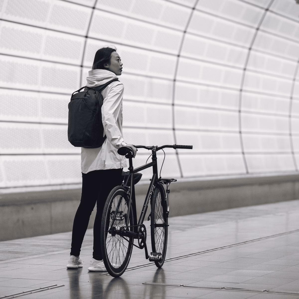 Thule Tact
16 l seljakott must