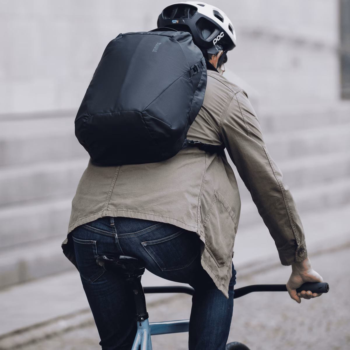 Thule Tact
21 l seljakott must