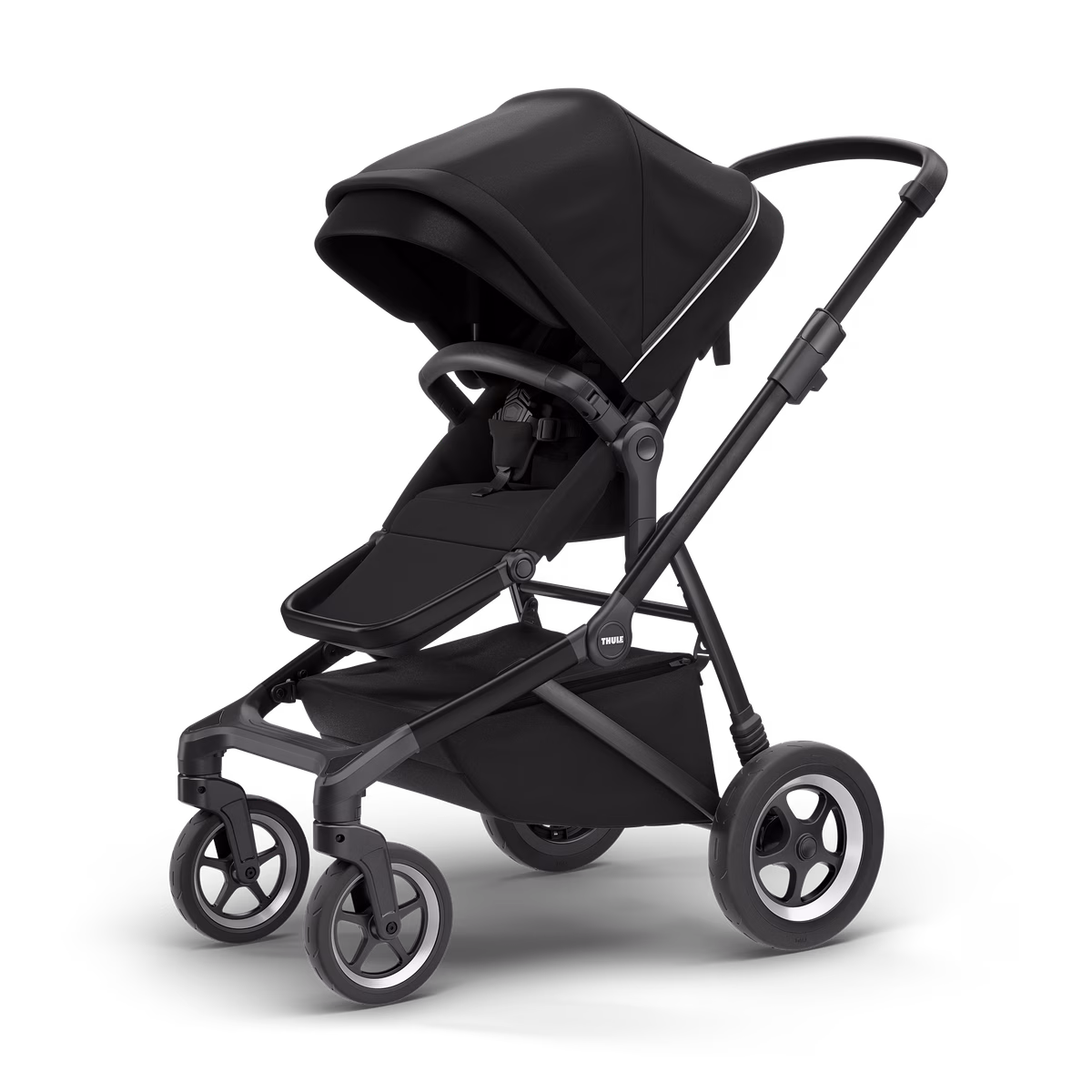 Thule Sleek
linnavanker sügavmust mustal