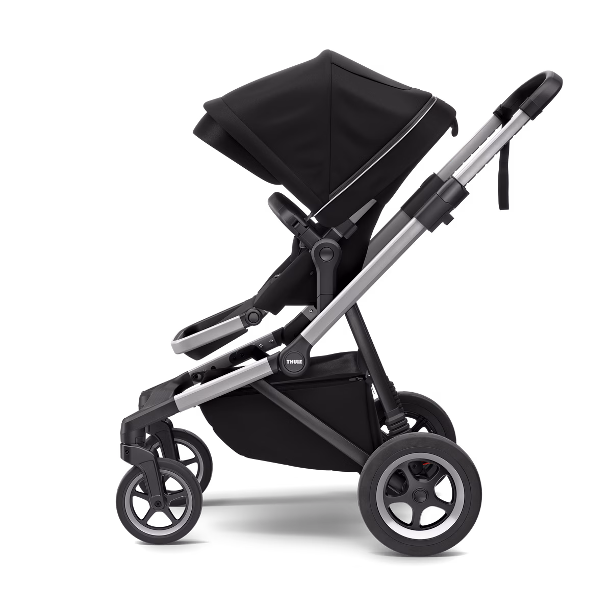 Thule Sleek
linnavanker alumiiniumi / sügavmus koos vankrikorviga sügavmusta